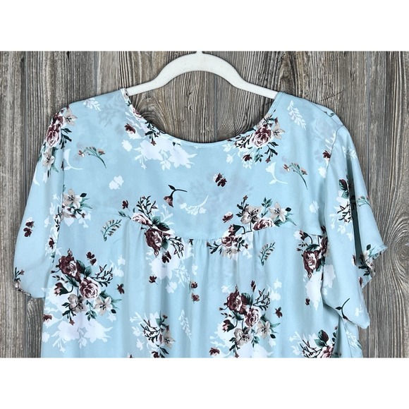 Torrid 1X Floral Blouse High Low Hem Popover Top Coquette Romantic Feminine - Picture 5 of 9